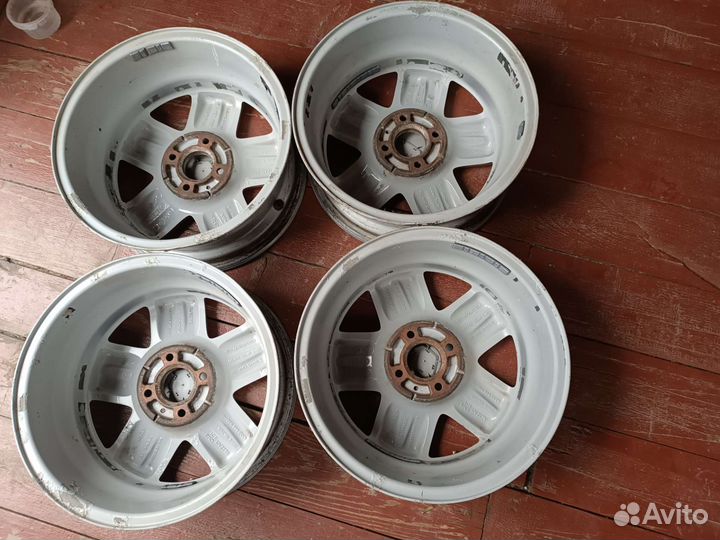 Оригинальные диски Renault Sandero R15