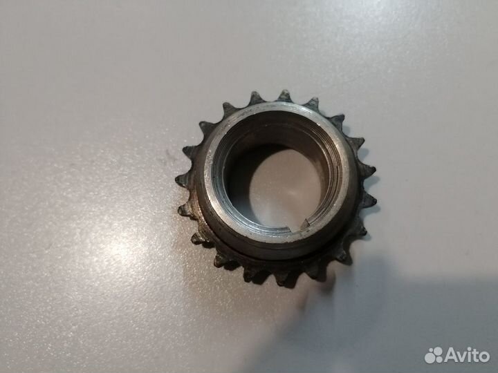 Звездочка коленвала Шевроле Нива. Новая