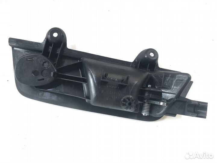 Ручка передняя левая Audi A4 B7