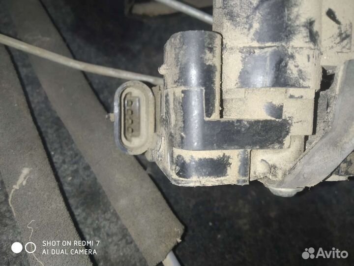 Chevrolet epica замок двери