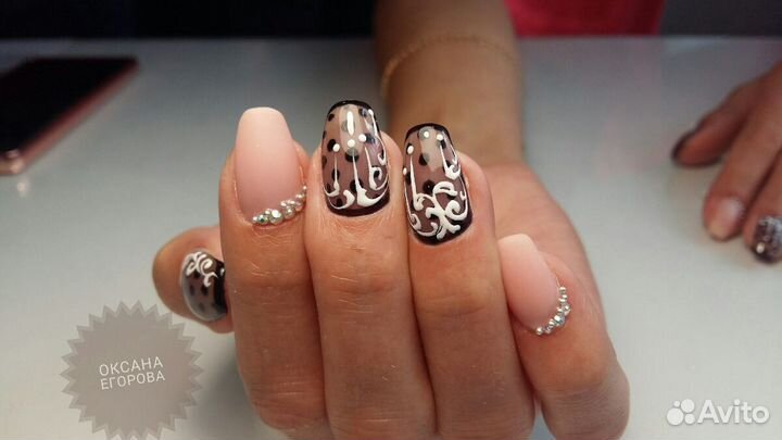 Маникюр с гель-лаком, педикюр, укрепление