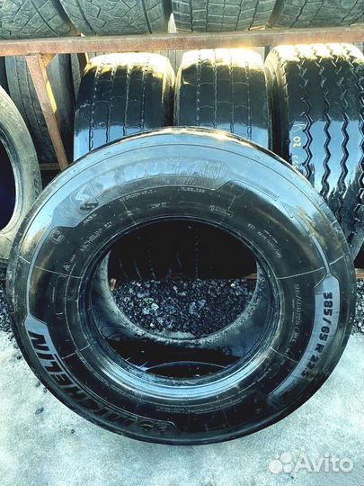 Michelin X multi HL Z 385/65