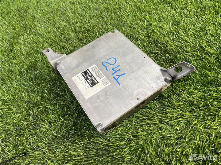 Блок управления efi Toyota Premio ZZT240 1zzfe