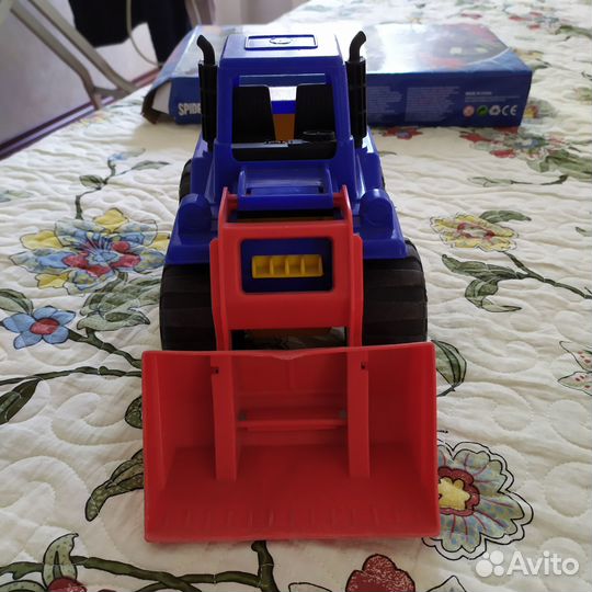 Бульдозер игрушка