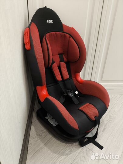 Автомобильное кресло Siger