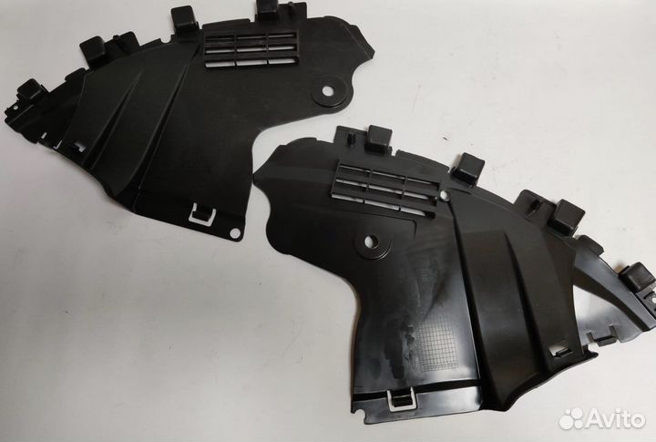 Защита 2шт. бампера Sandero Левая+Правая