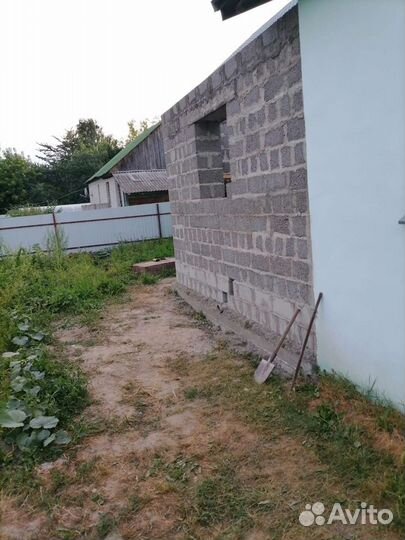 Бригада строителей