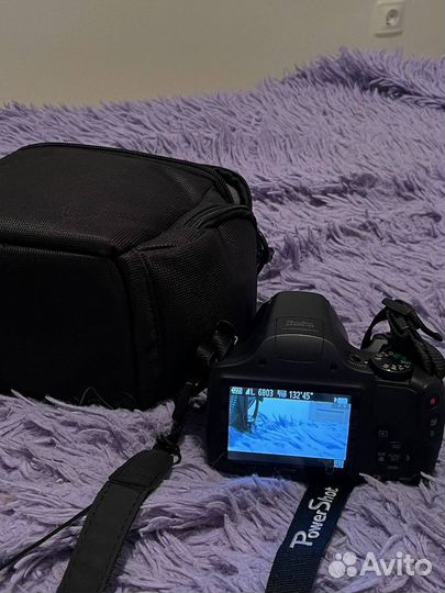 Зеркальный фотоаппарат canon