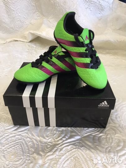 Футбольные детские бутсы Adidas, размер 27-28