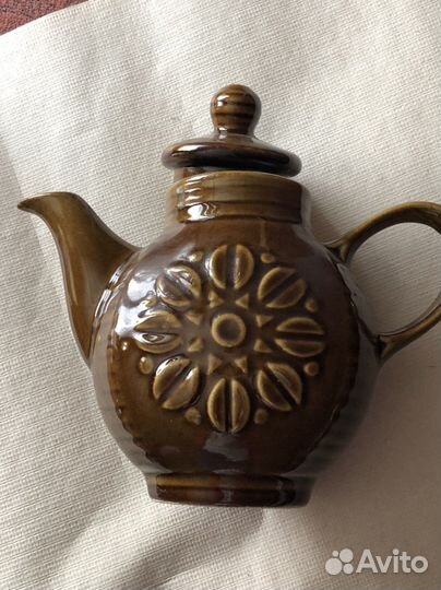 Сервировка стола и посуда -сахарница