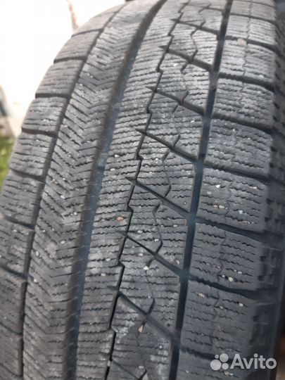 Bridgestone Blizzak VRX 205/60 R16