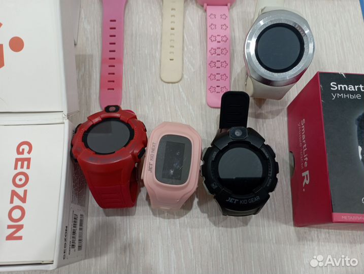 Часы электронные лот 2