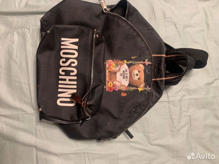 Moschino рюкзак,оригинал