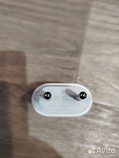 Зарядка на iPhone 20w оригинал