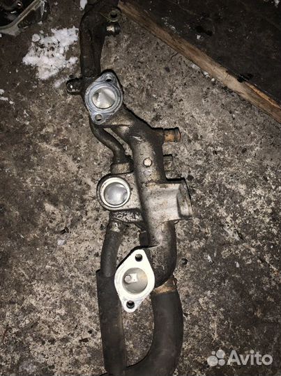 Корпус термостата 6A13 Mitsubishi