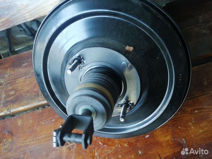 Вакуумный усилитель тормозов BMW X5 F15