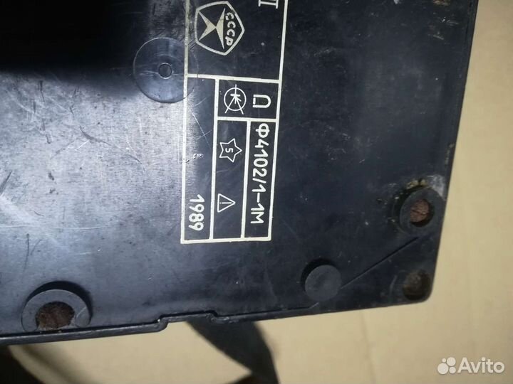 Мегаомметр