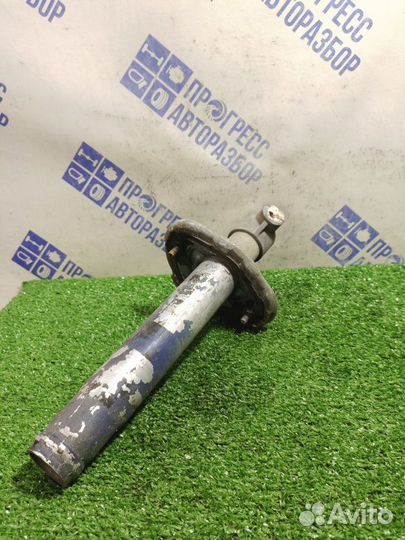 Кронштейн усилителя бампера Bmw E39 седан 2.5 M52