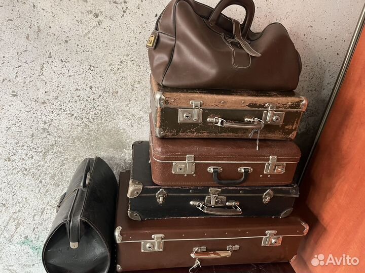Чемоданы времен СССР