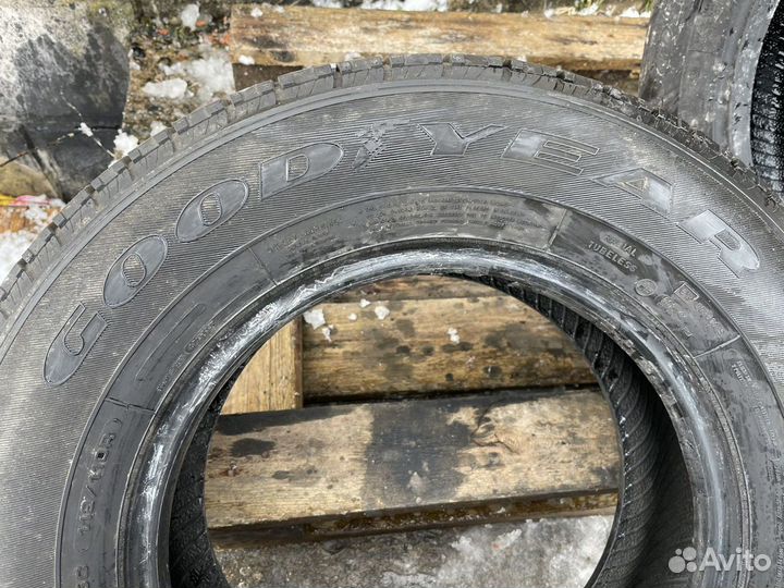 Goodyear Cargo Vector 2 225/70 R15C