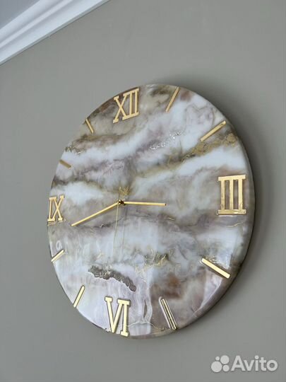 Часы настенные из эпоксидной смолы