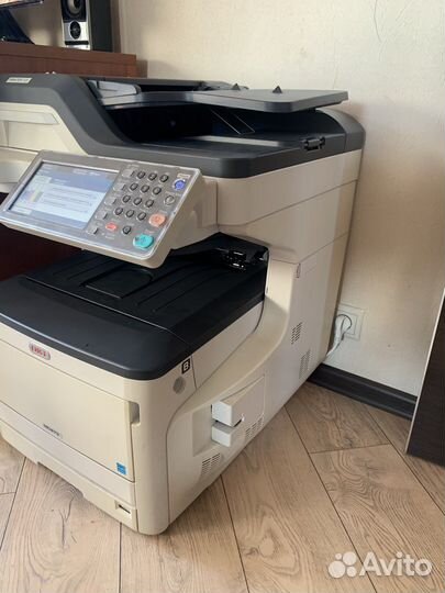 Мфу лазерный цветной oki вместе с картиджами