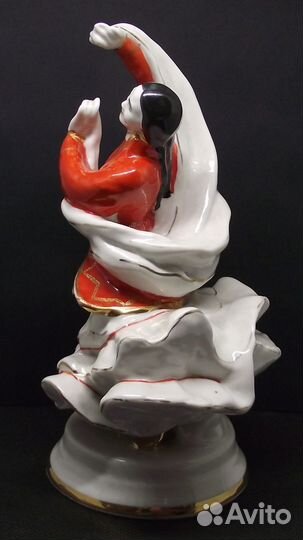 Статуэтка Танцующая башкирка, дфз Вербилки, 1961