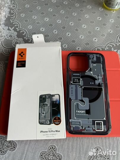 Spigen 15 Pro max