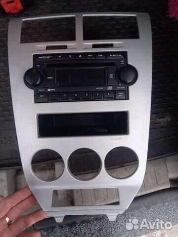 Магнитола с рамкой Dodge caliber