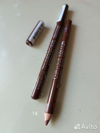 Bourjois Карандаш для губ Levres Contour Edition14