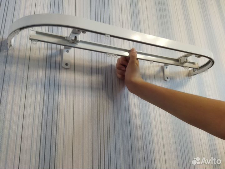 Карниз металлический для изголовья