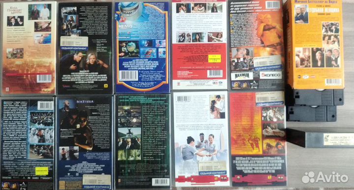 Видеокассеты VHS с фильмами (лицензия)