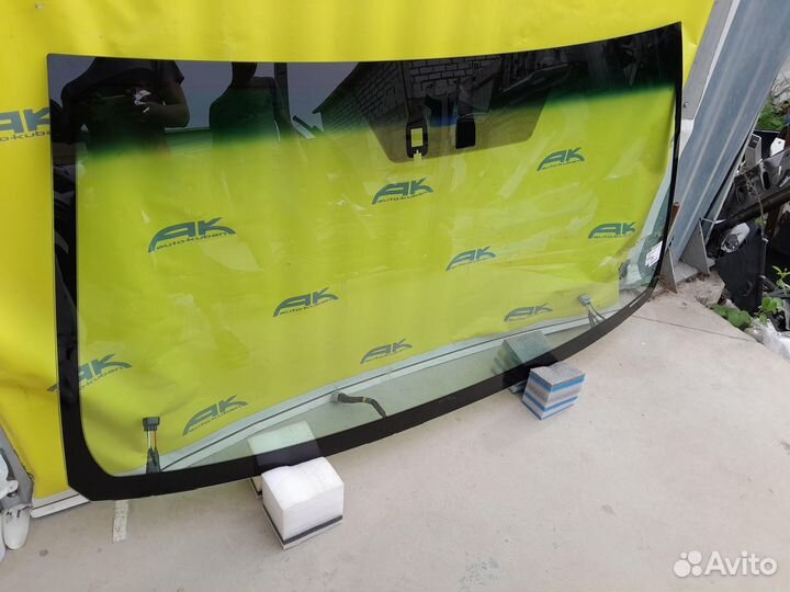 Лобовое стекло Toyota Land Cruiser 200 Rander 2007+ новый оригинал