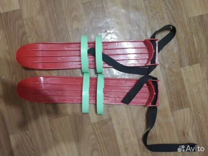 Беговые лыжи