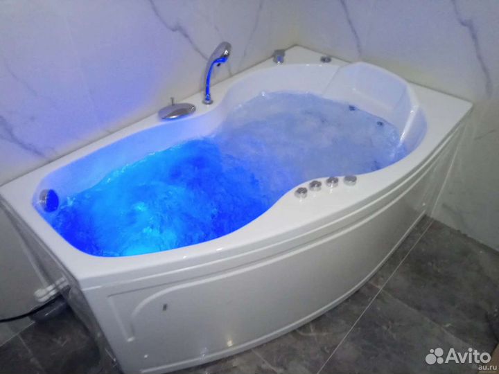 Установка акриловых ванн и душевых кабин