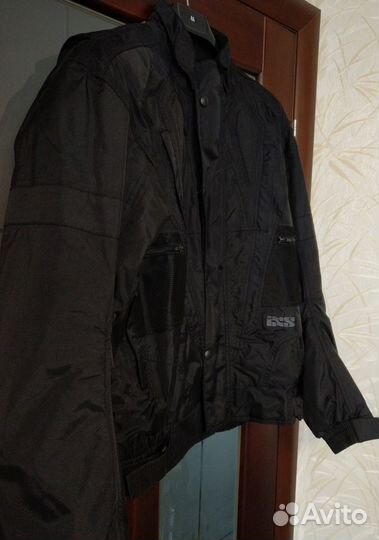 Мотокуртки