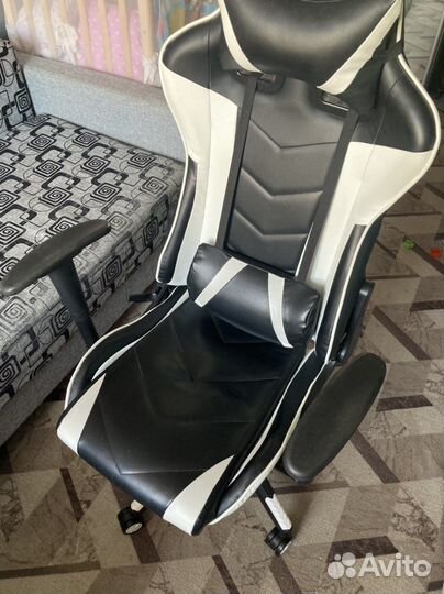 Компьютерное кресло