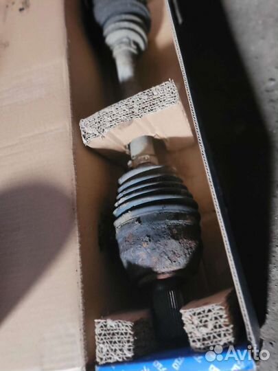 Привод передний левый Galaxy