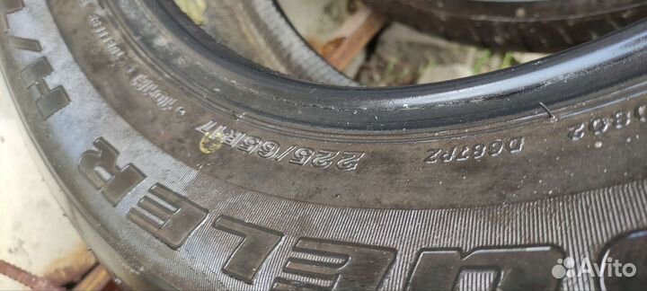 Bridgestone Dueler H/T 225/65 R17