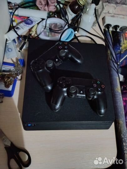 Sony PS4 slim