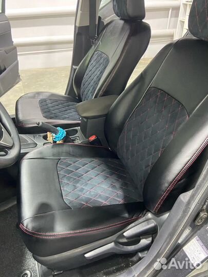 Чехлы Renault Duster 2 красн. ромб комбинированные