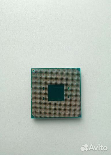 Процессор AMD Athlon 3000G AM4