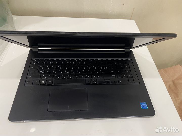 Ноутбук Dell Inspiron 15-3552