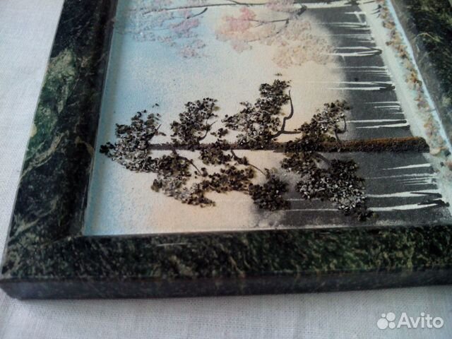 Панно из камня