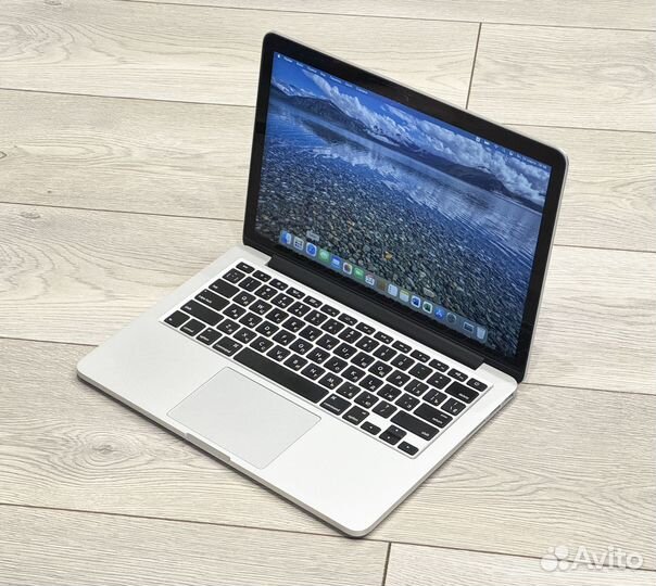 Apple MacBook Pro 13 (2015) i7 / 16 / 512
