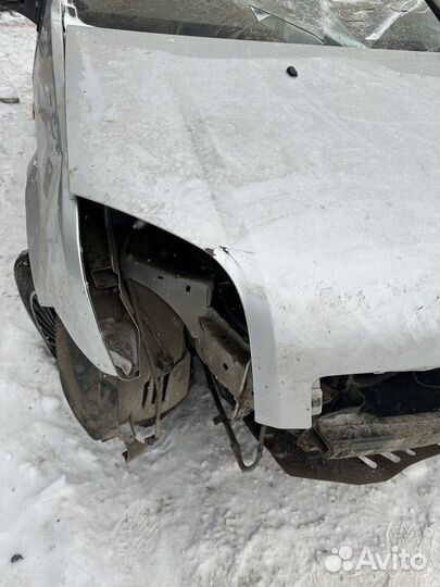 Капот на Ford Fusion Оригинал В родном окрасе