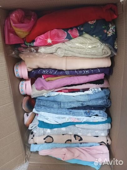 Коробка детских вещей для девочки 98-104