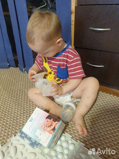 Молокоотсос Avent ручной и бутылочка