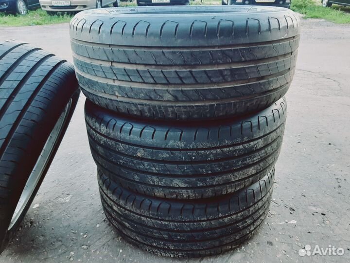 Goodyear EfficientGrip Performance 2 215/55 R16 93V