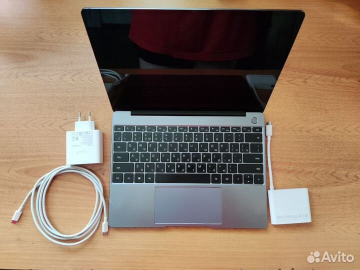 Ноутбук huawei MateBook 13 HN-W19R